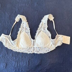 Aerie Cream/White Lace Bralette